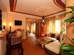June Six Hotel