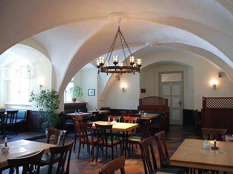 Gastronomie im Wasserschloss Mellenthin Gastronomie im Wasserschloss Mellenthin